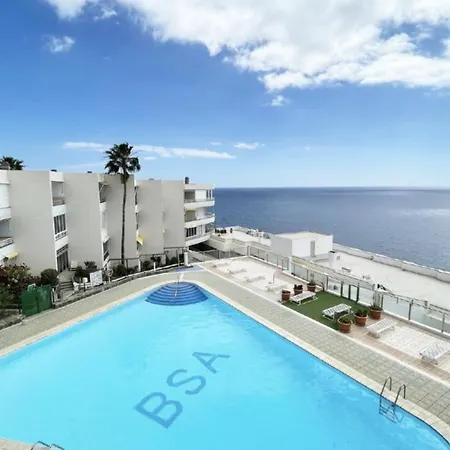 The Cruise Ship Apartamento